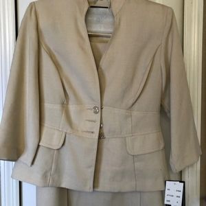 NWT 2 pc Skirt Set